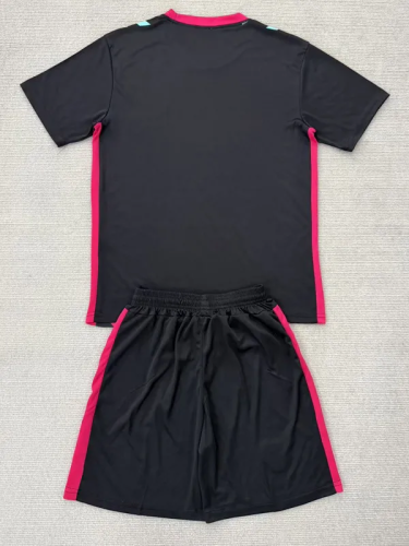 25-26 Sunderland Black GoalKeeper Kids Soccer Jersey