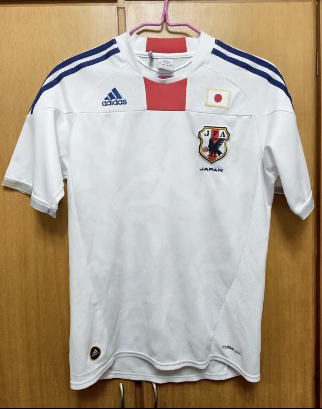 2010 Japan Away Retro Soccer Jersey