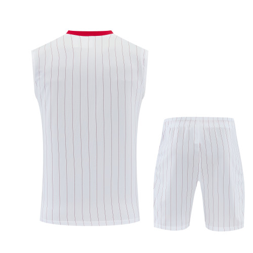 26-27 Man Utd High Quality Tank Top And Shorts Suit