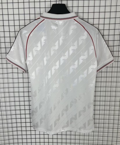 26-27 Man Utd White Special Edition Training shirts