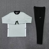 25-26 High Quality Half Pull Tracksuit— Grey灰色
