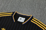 25-26 Man Utd High Quality Training Short Suit
