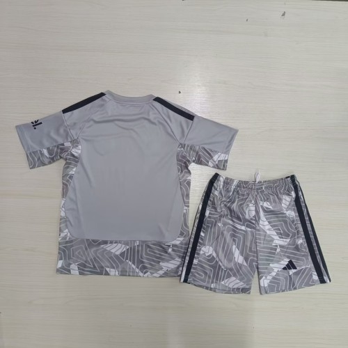 26/27 Arsenal goalkeeper Kids kit Purple
