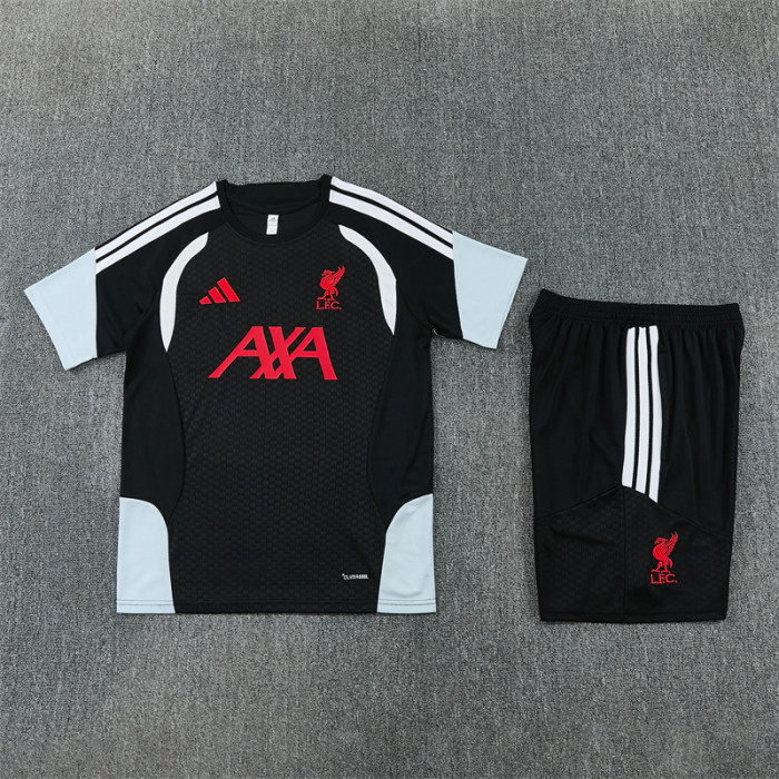 26/27 Liverpool Short sleeve training suit