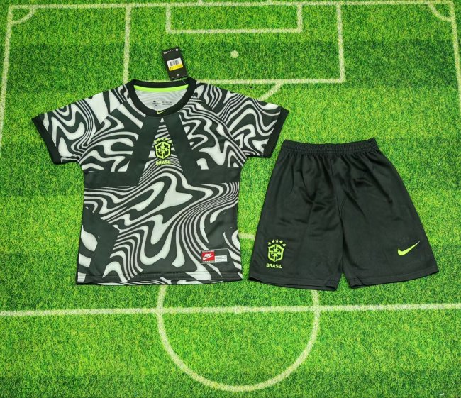 26/27 Brazil goalkeeper kids kit black