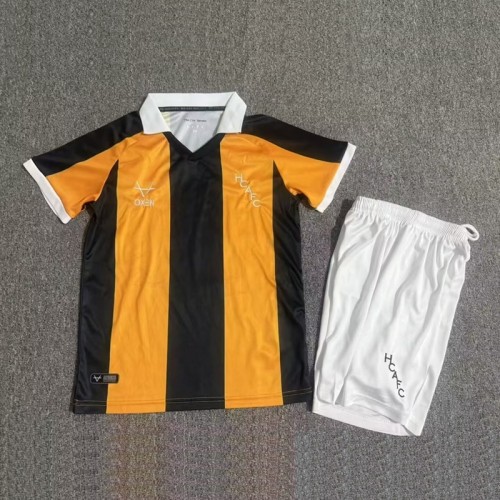 26/27 Hull City home kids kit
