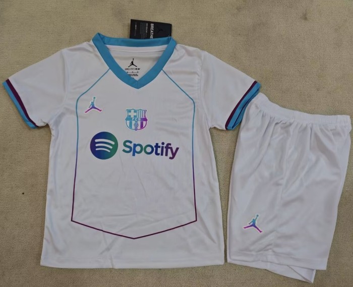 26/27 Barcelona kids kit training