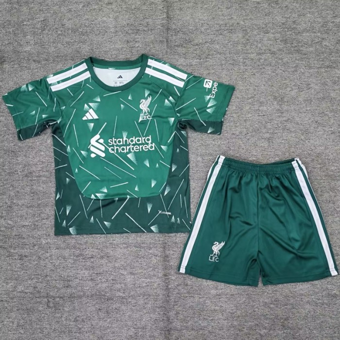 26/27 Liverpool goalkeeper kids kit green