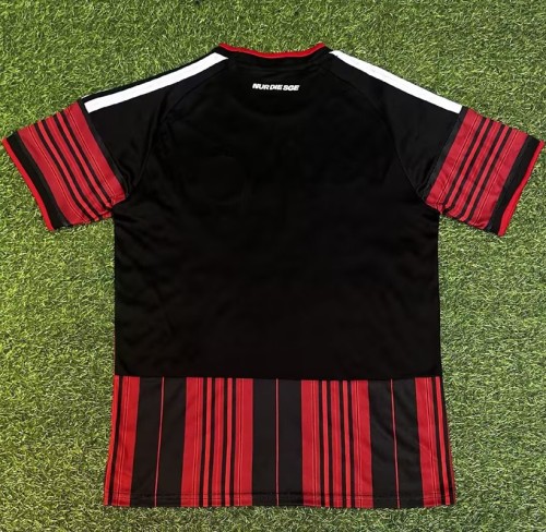 26/27 Frankfurt home football Jersey
