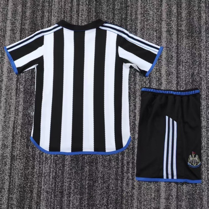 Retro 99/00 Newcastle United home kids kit