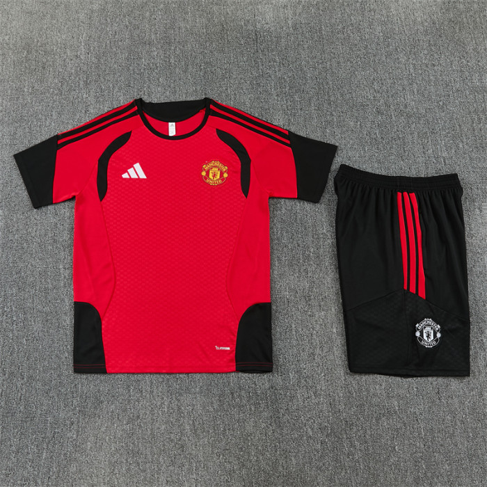 26/27 Manchester United Short sleeve training suit red