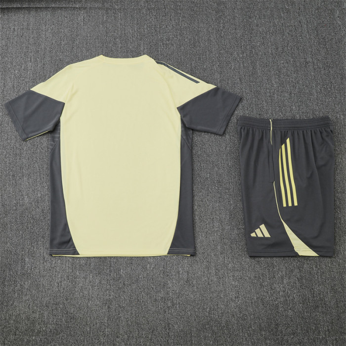 25/26 Real Madrid Short sleeve Adult training suit yellow