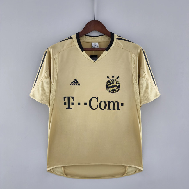 Retro 04/05 Bayern Munich away