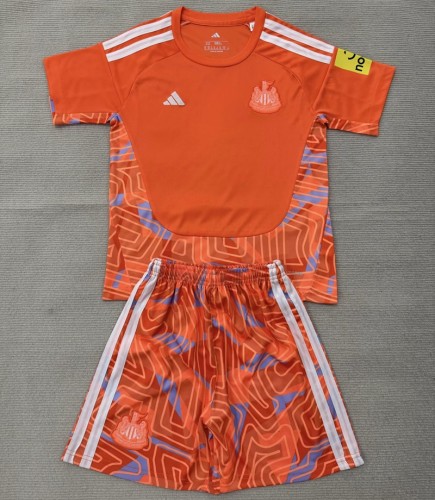 26/27 Newcastle United goalkeeper Adult Set orange