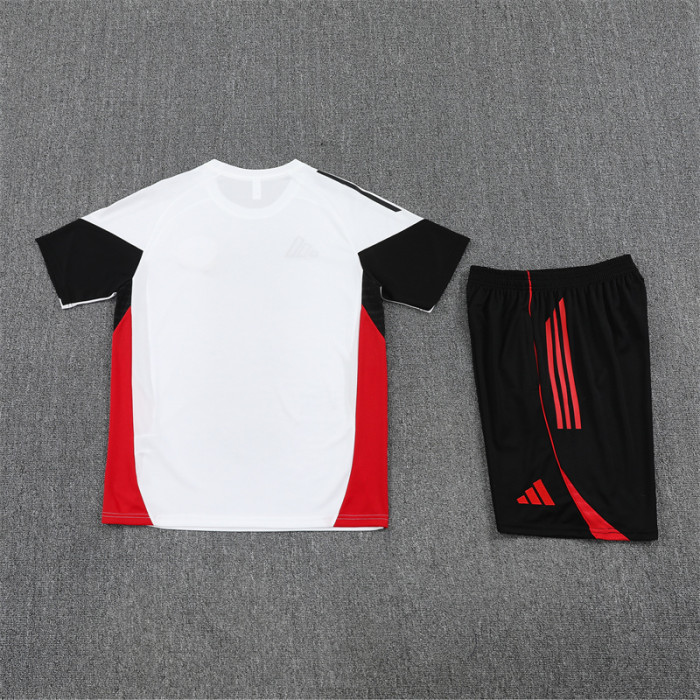 25/26 Manchester United Short sleeve  Adult training suit white