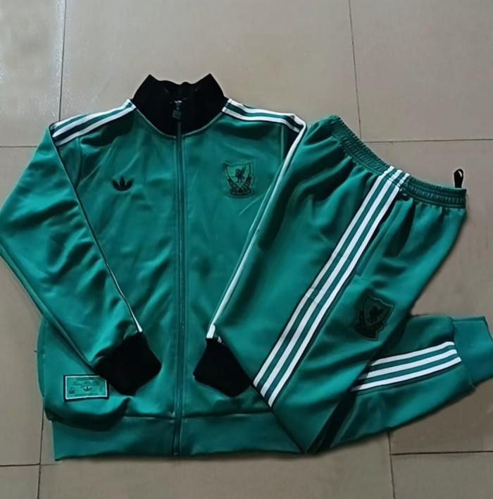 25/26 Liverpool Adult jacket green