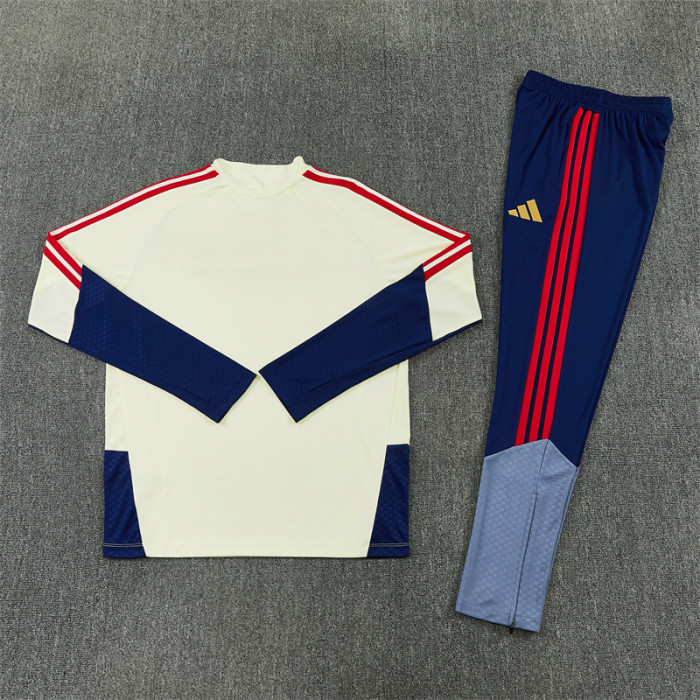 26/27 Bayern Munich  Adult training suit beige