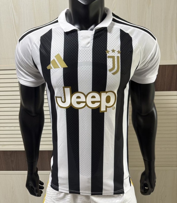26/27 Juventus home Player Version