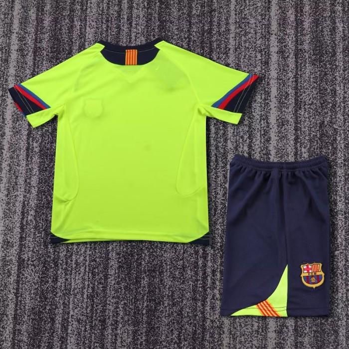 Retro 05/06 Barcelona Away kids kit