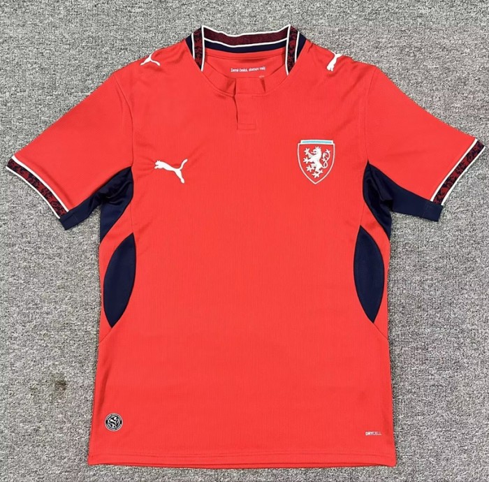 26/27 Czech home football Jersey