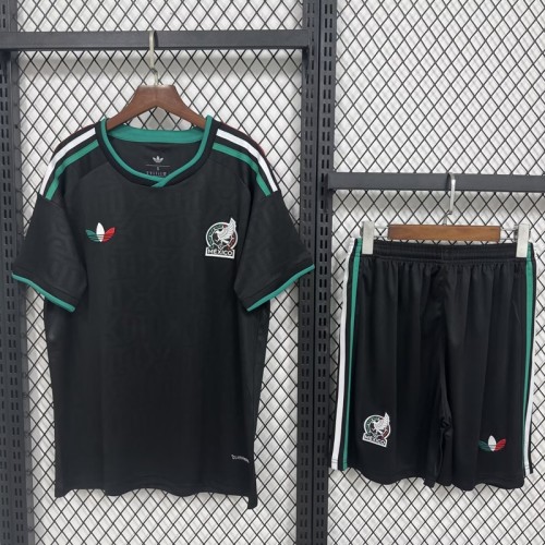 26/27 Mexico third Adult Set