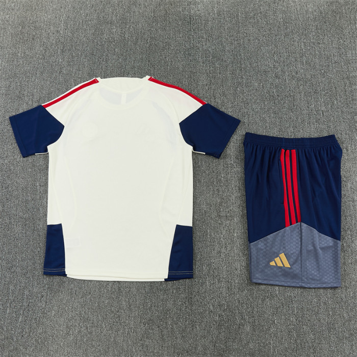 26/27 Bayern Munich Short sleeve training suit