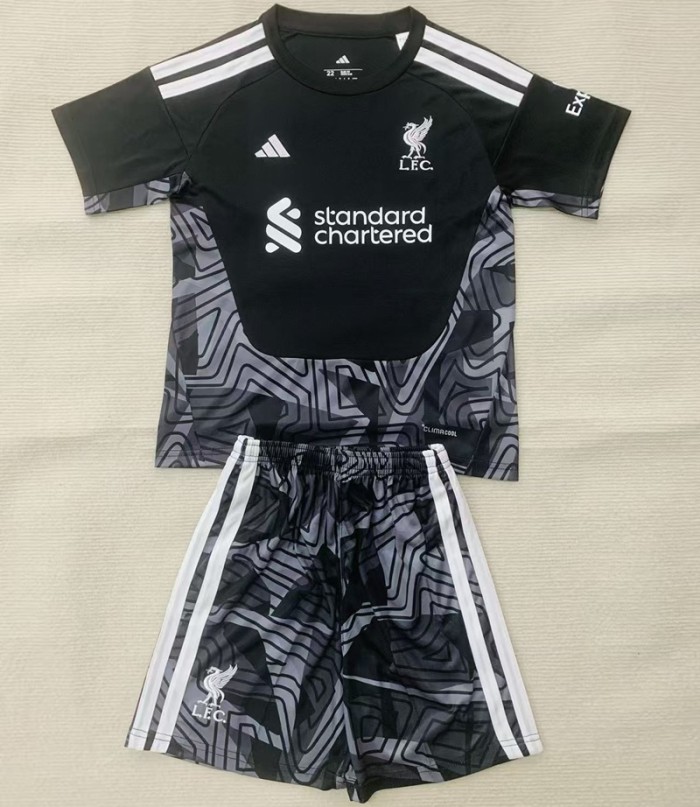 26/27 Liverpool goalkeeper kids kit black