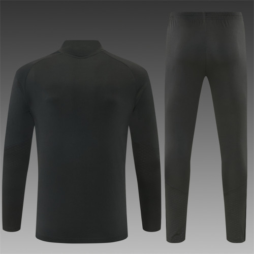 26/27 Liverpool Adult training suit black