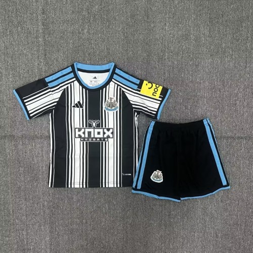 26/27 Newcastle United home kids kit