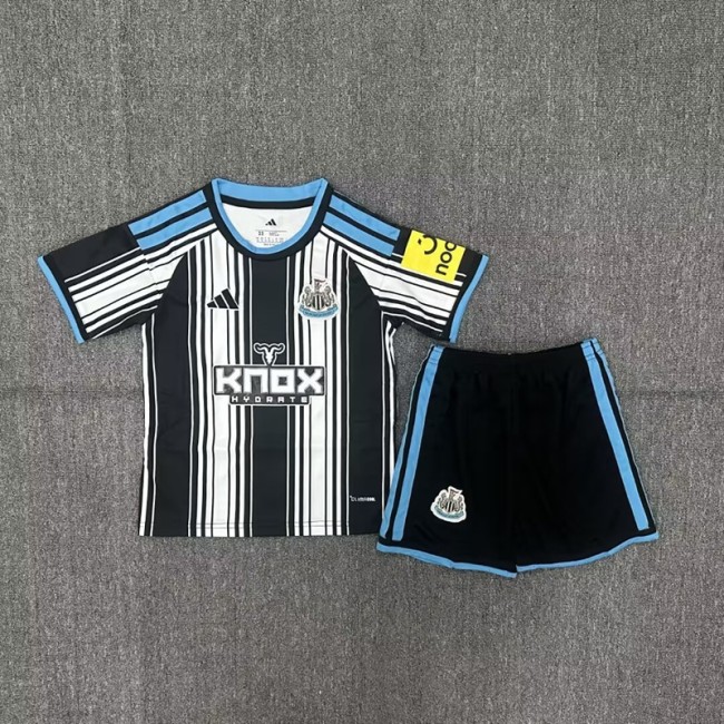 26/27 Newcastle United home kids kit
