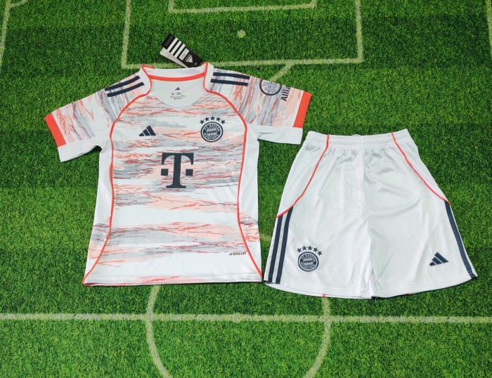 Last season kids kit