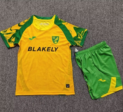 26/27 Norwich City home kids kit