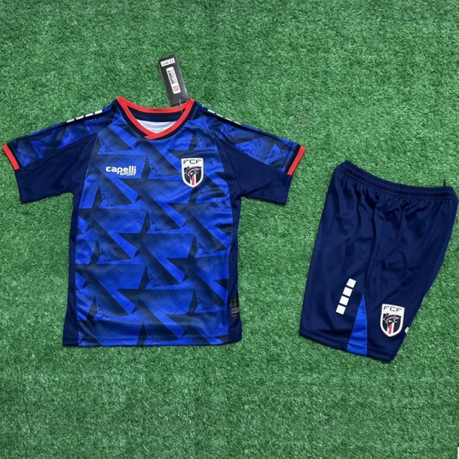 26/27 Cape Verde home kids kit