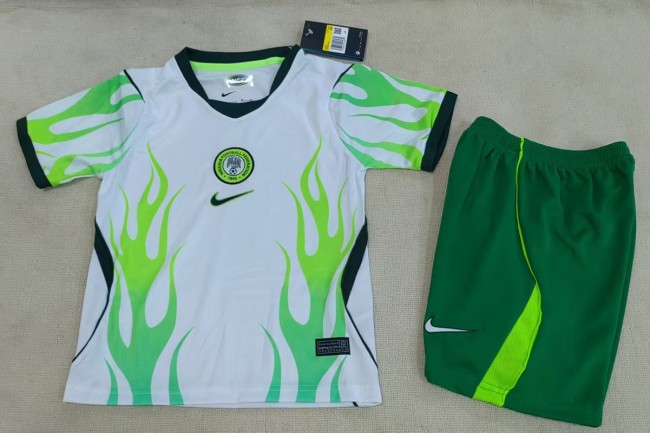 26/27 Nigeria home kids kit