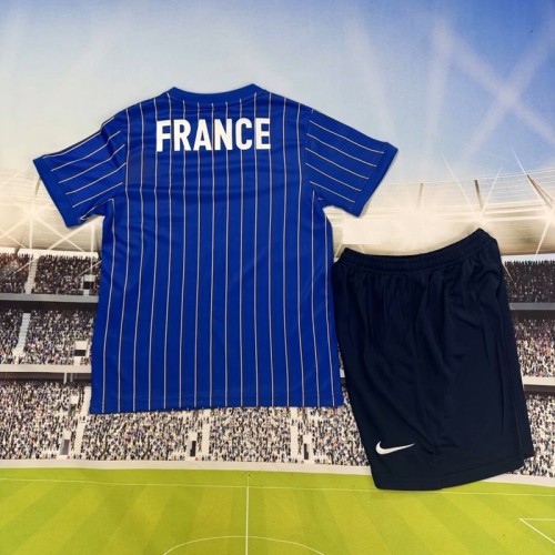 26/27 France kids kit training