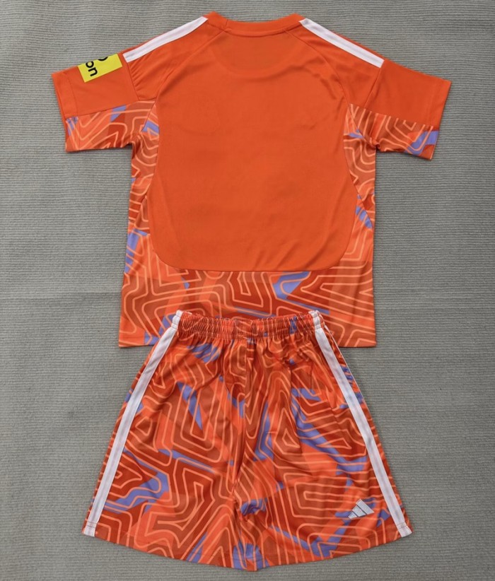 26/27 Newcastle United goalkeeper Adult Set orange
