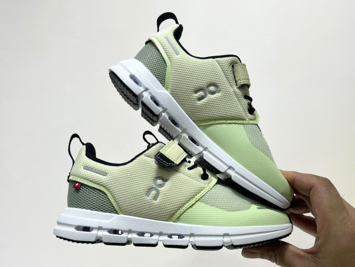 ON kids shoes