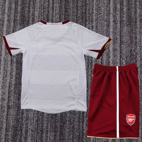 Retro 07/08 Arsenal Away kids kit