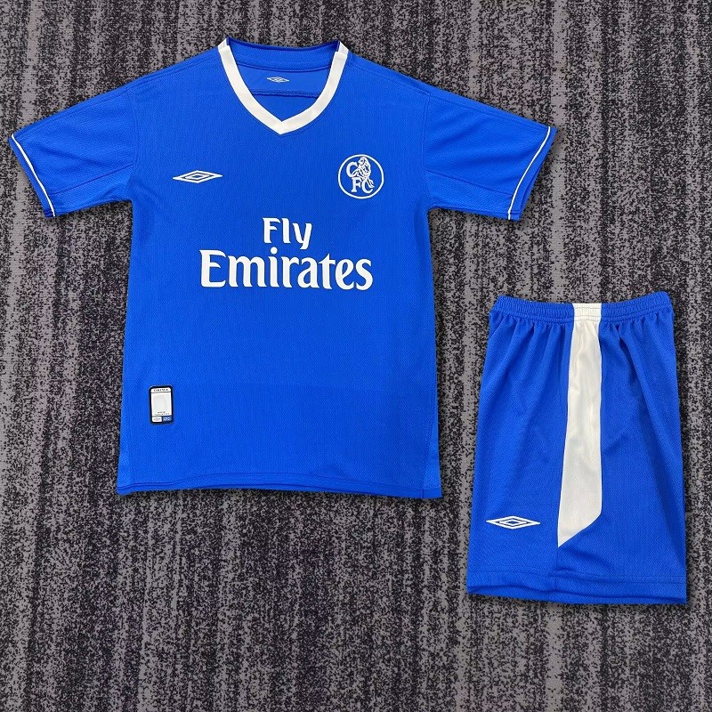 Retro 03/05 Chelsea home kids kit