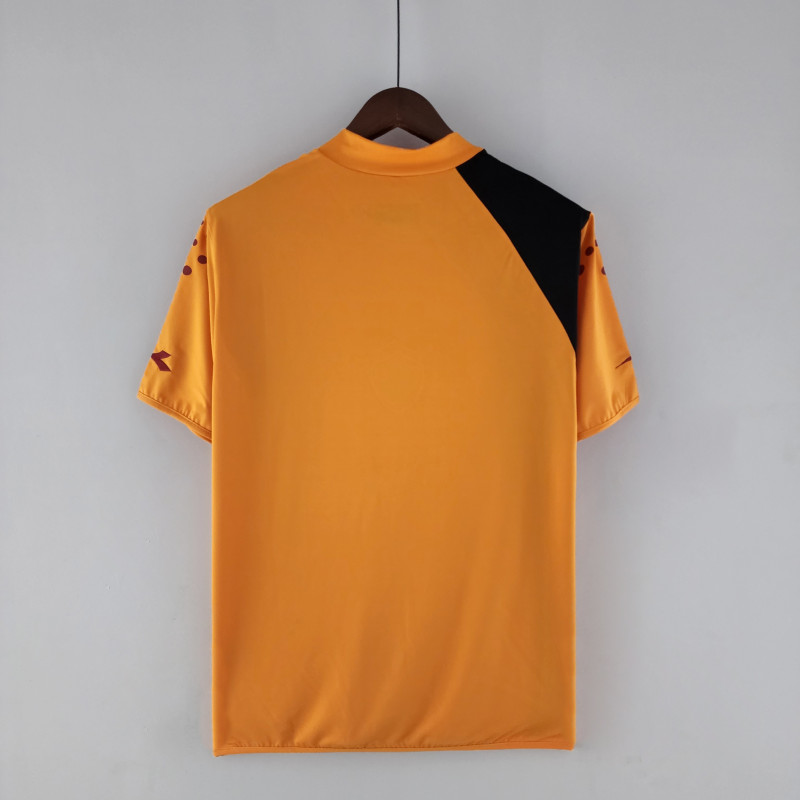 Retro Roma 05/06 home