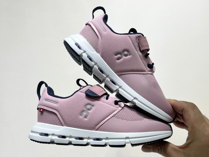 ON kids shoes