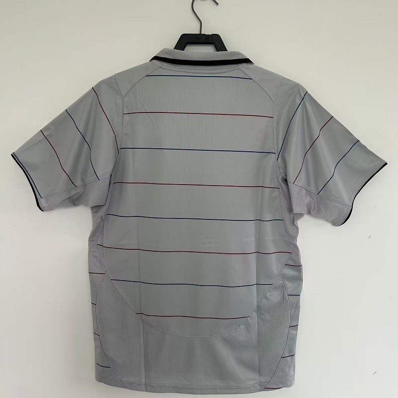 Retro 03/04 Barcelona Away football Jersey