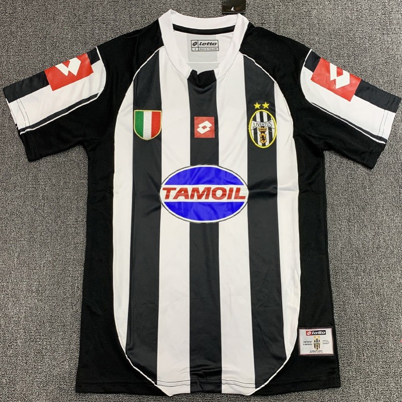 Retro 02/03 Juventus home