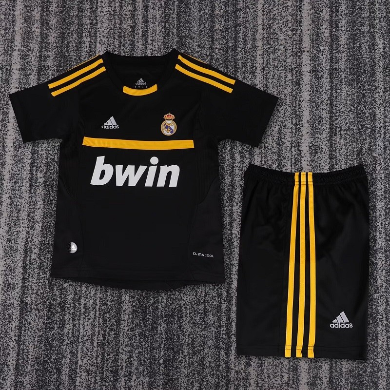 Retro 11/12 Real Madrid goalkeeper kids kit