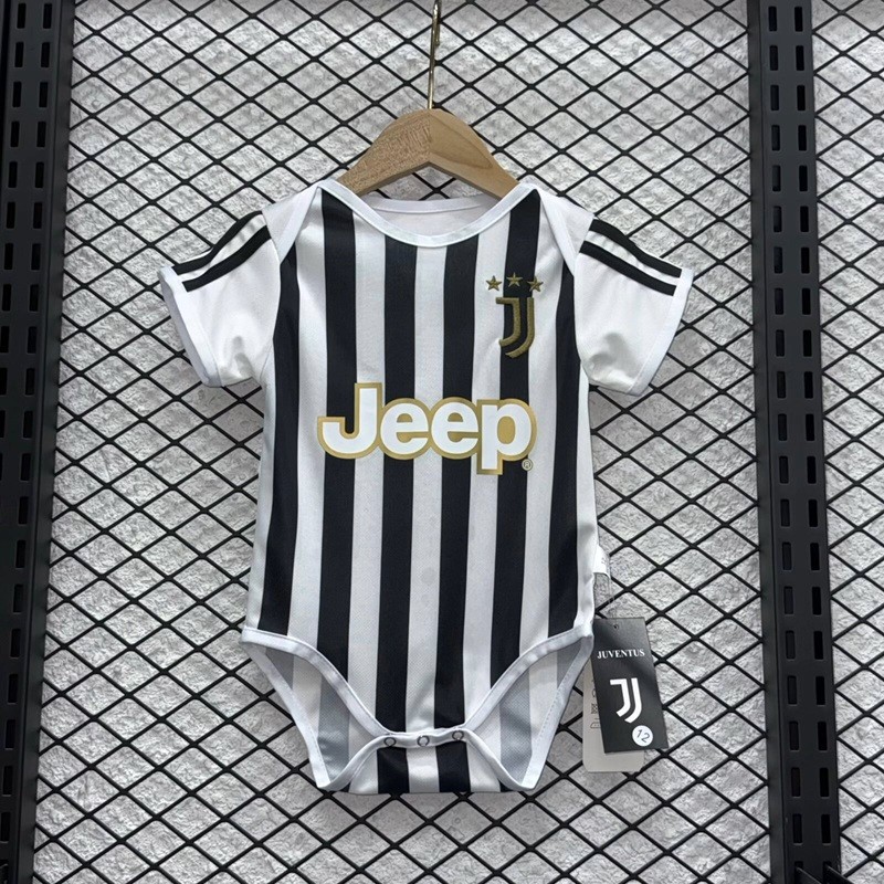 26/27 Juventus home baby shirt