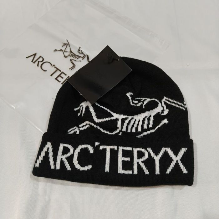 ARC'TERYX hat