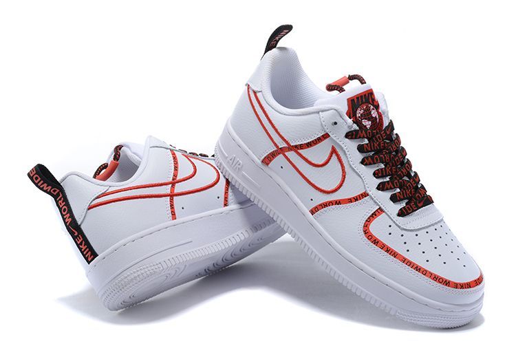 Nike Air Force 1