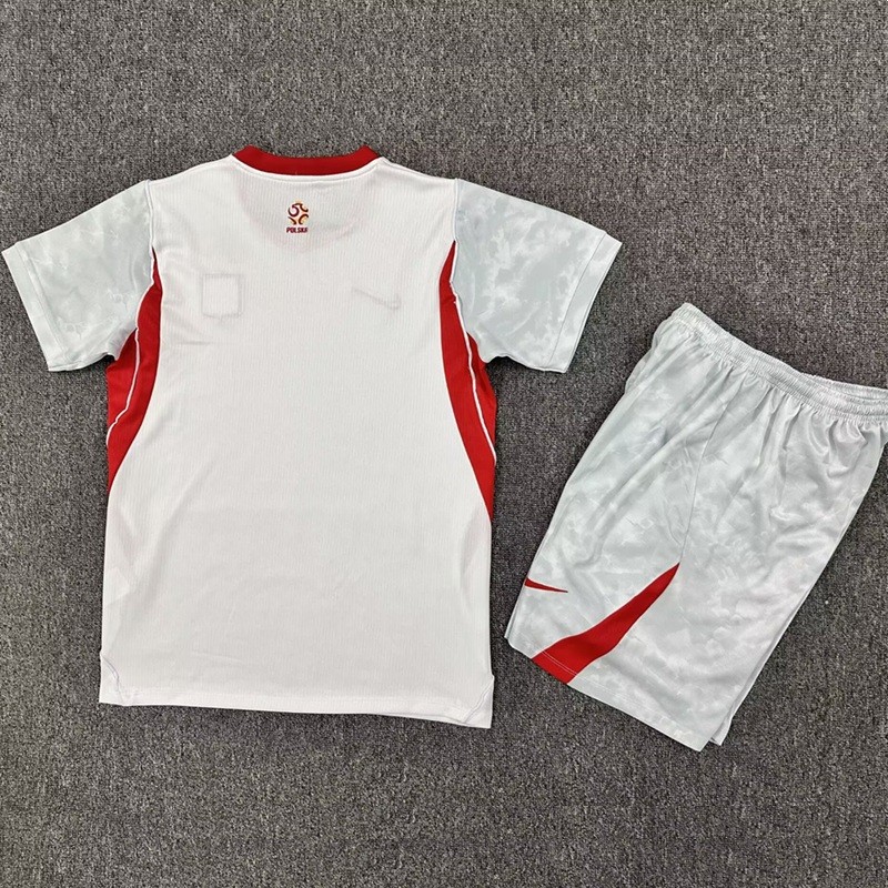 26/27 Poland home kids kit
