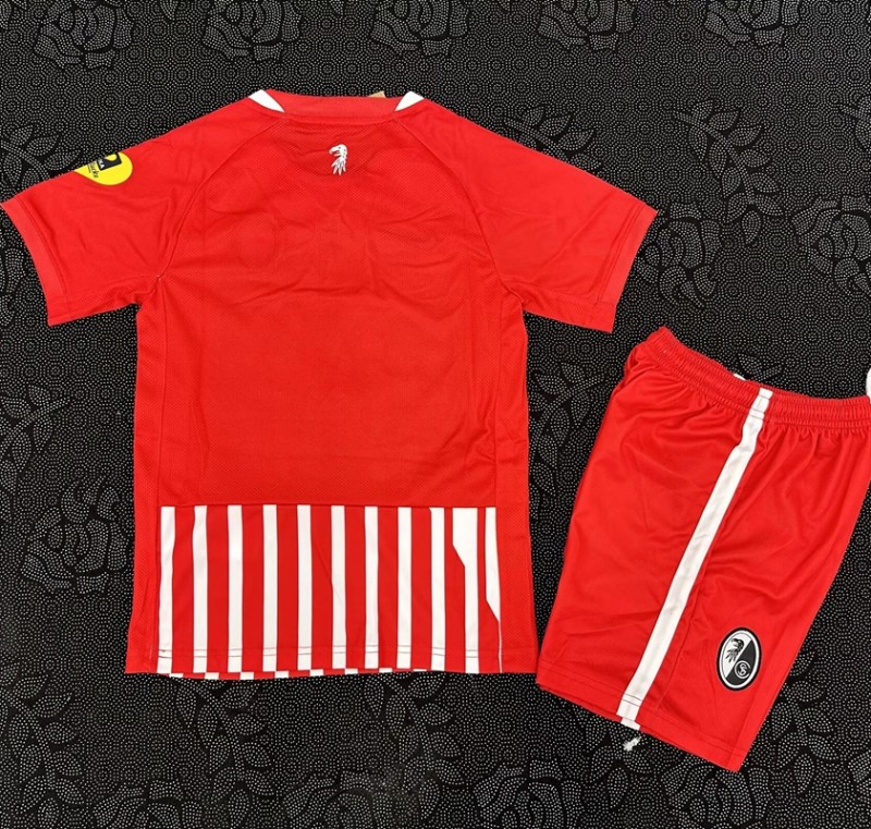 26/27 Freiburg  home kids kit