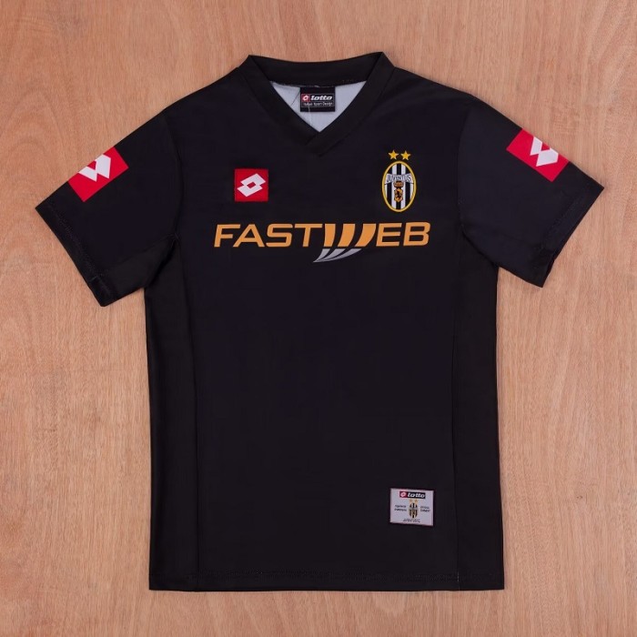 Retro 01/02 Juventus Away football Jersey